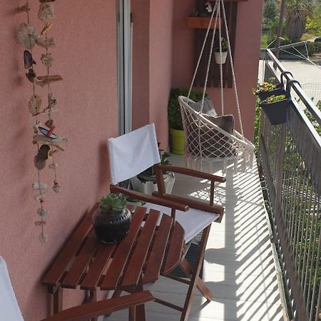 Apartman Nora イェルサ エクステリア 写真